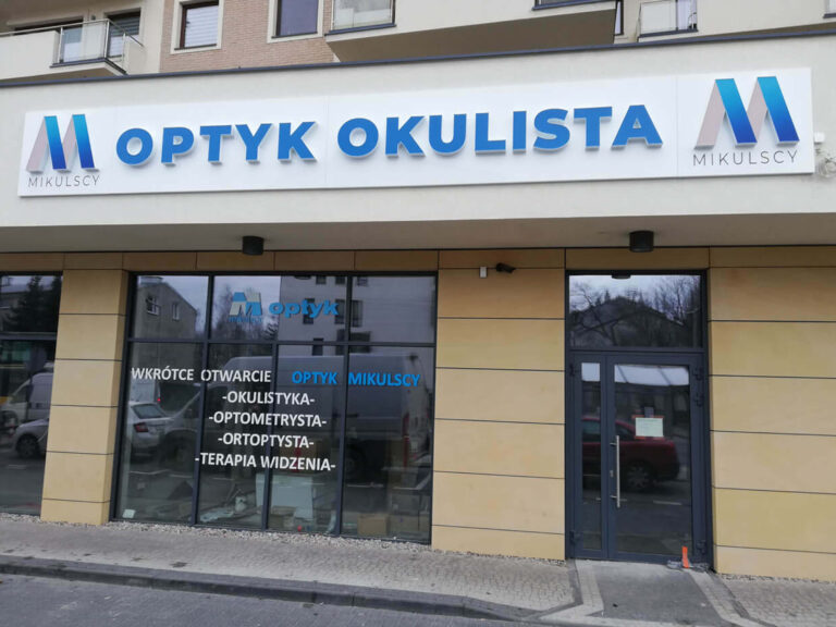 Kaseton z literami przestrzennymi świetlnymi Optyk Mikulscy