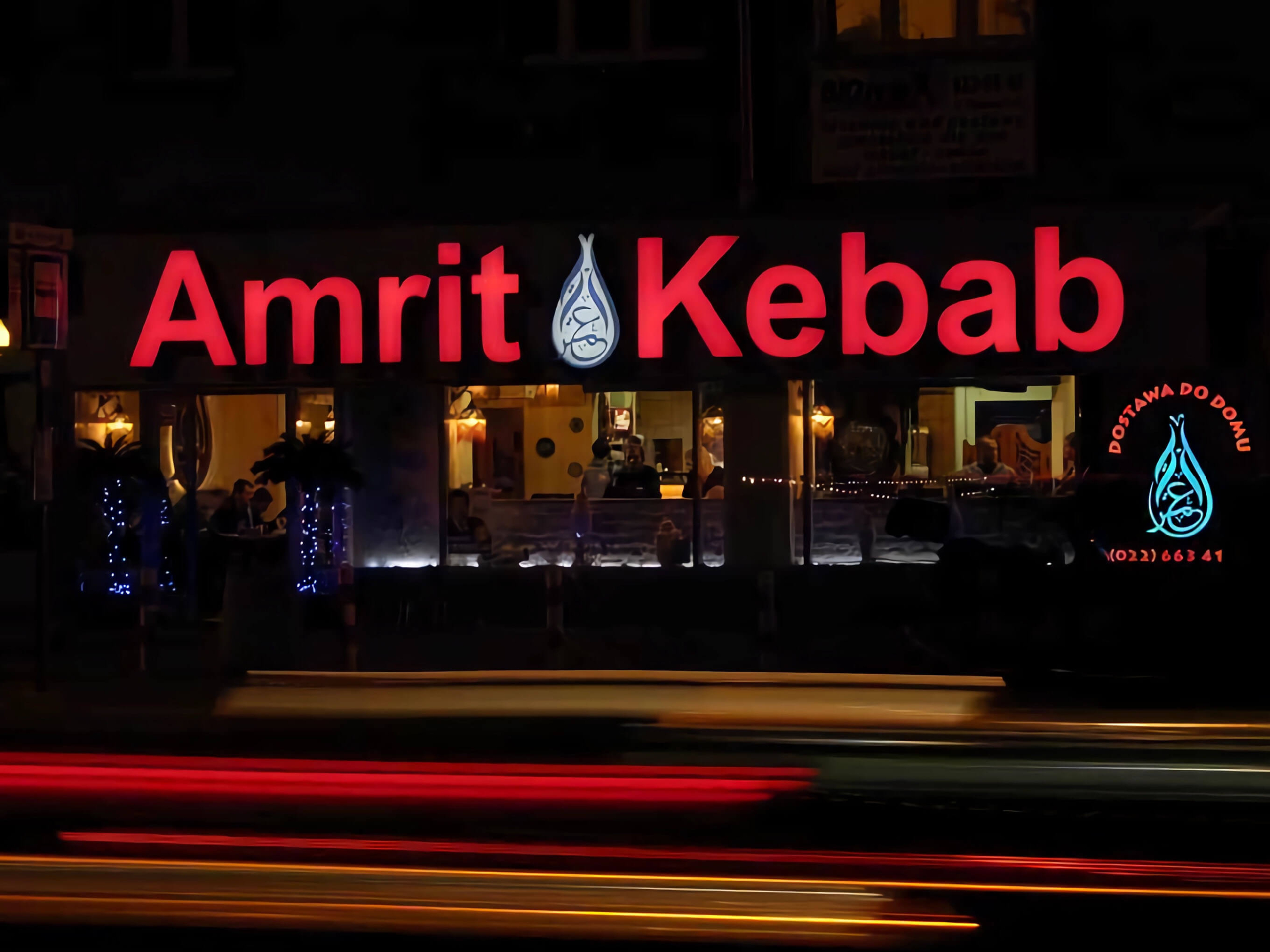 litery swiecace frontem amrit kebab 2 scaled