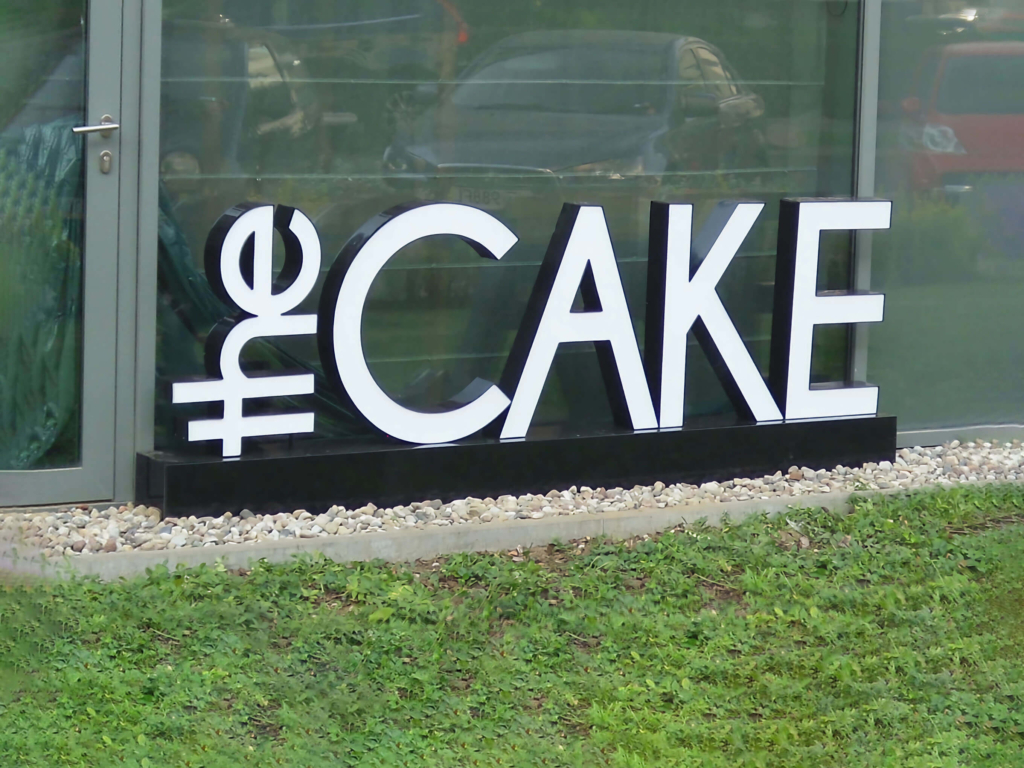 litery świetlne warszawa