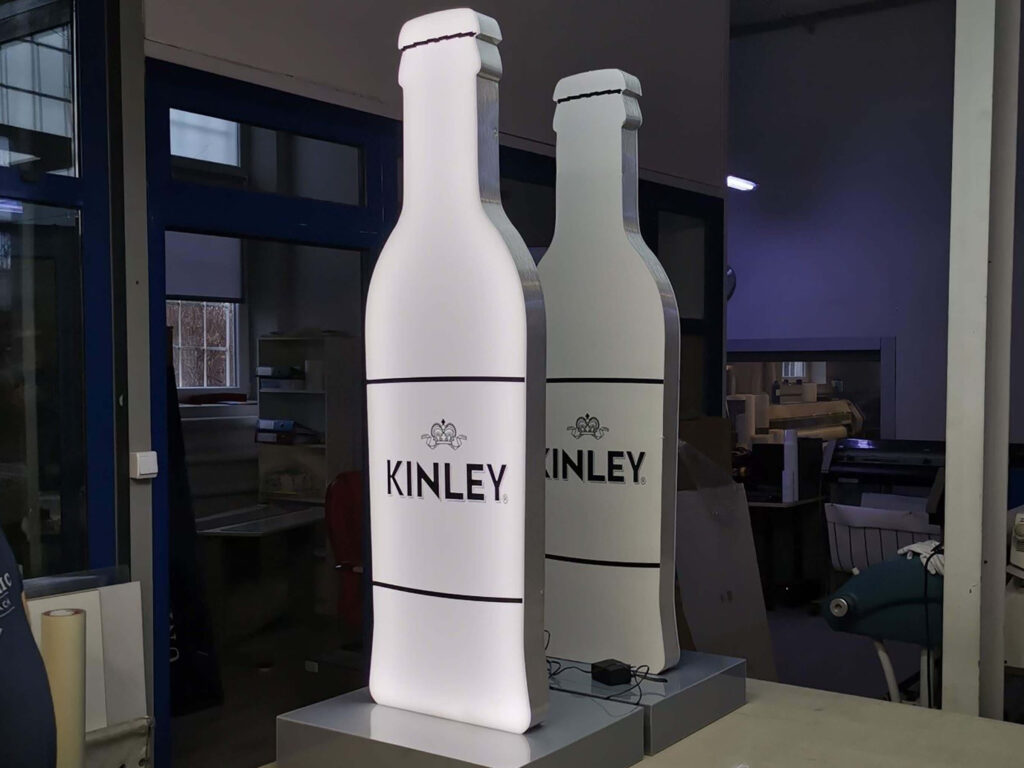 Stand reklamowy Kinley podświetlany LED