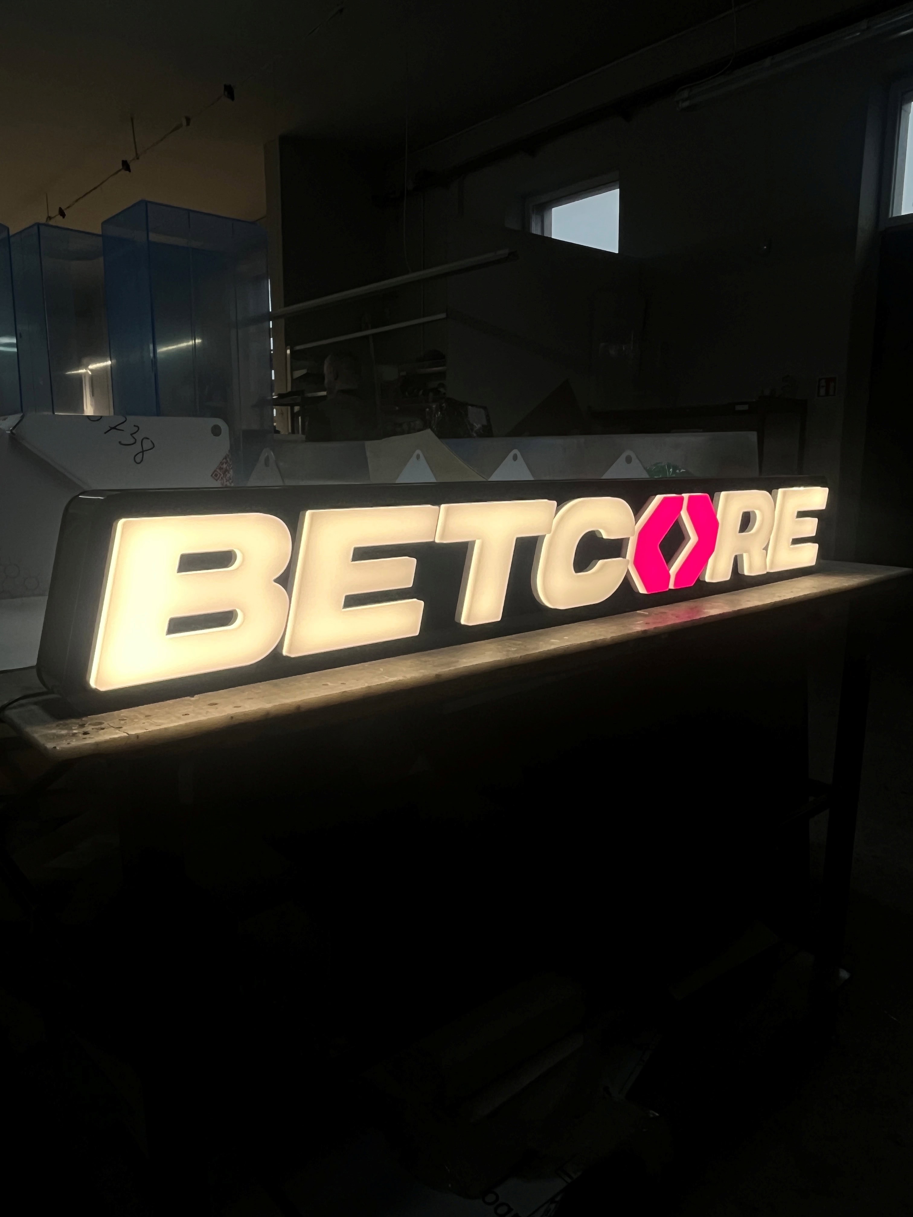 Betcore kaseton z tasmy_c